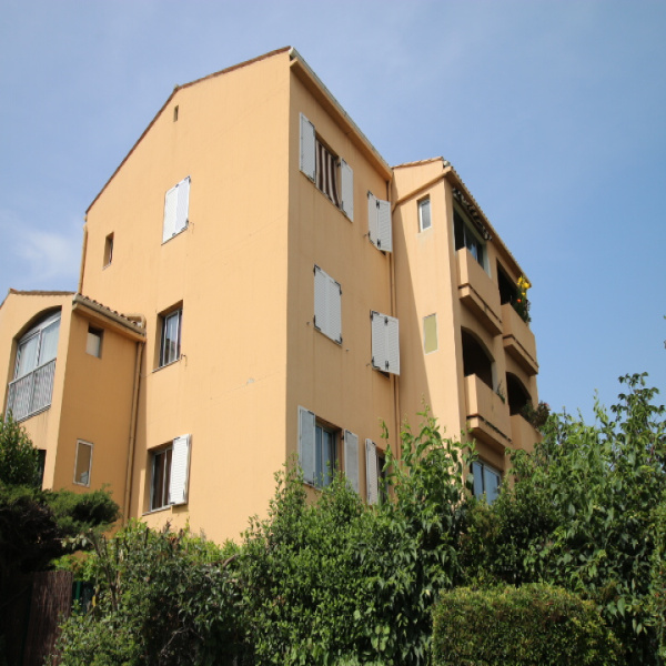 Offres de location Studio Grasse 06130