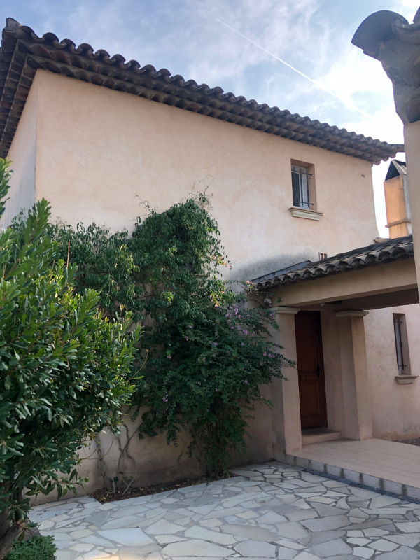 Offres de vente Villa Saint-Raphaël 83700